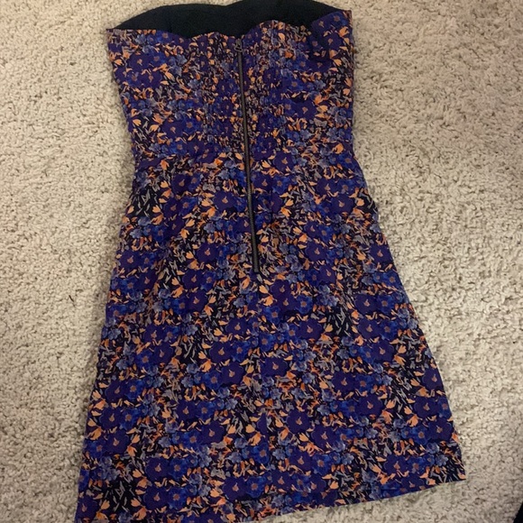 Strapless Club Monaco Dress - Picture 2 of 4